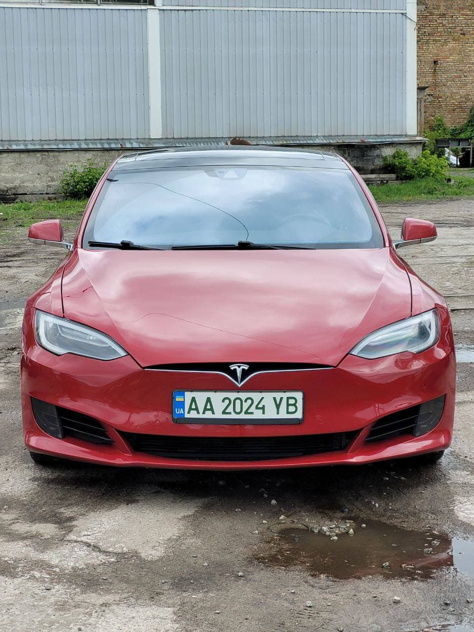 Tesla Model S 2016