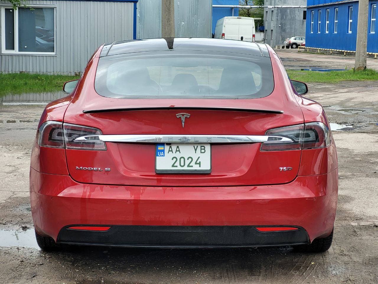 Tesla Model S 2016