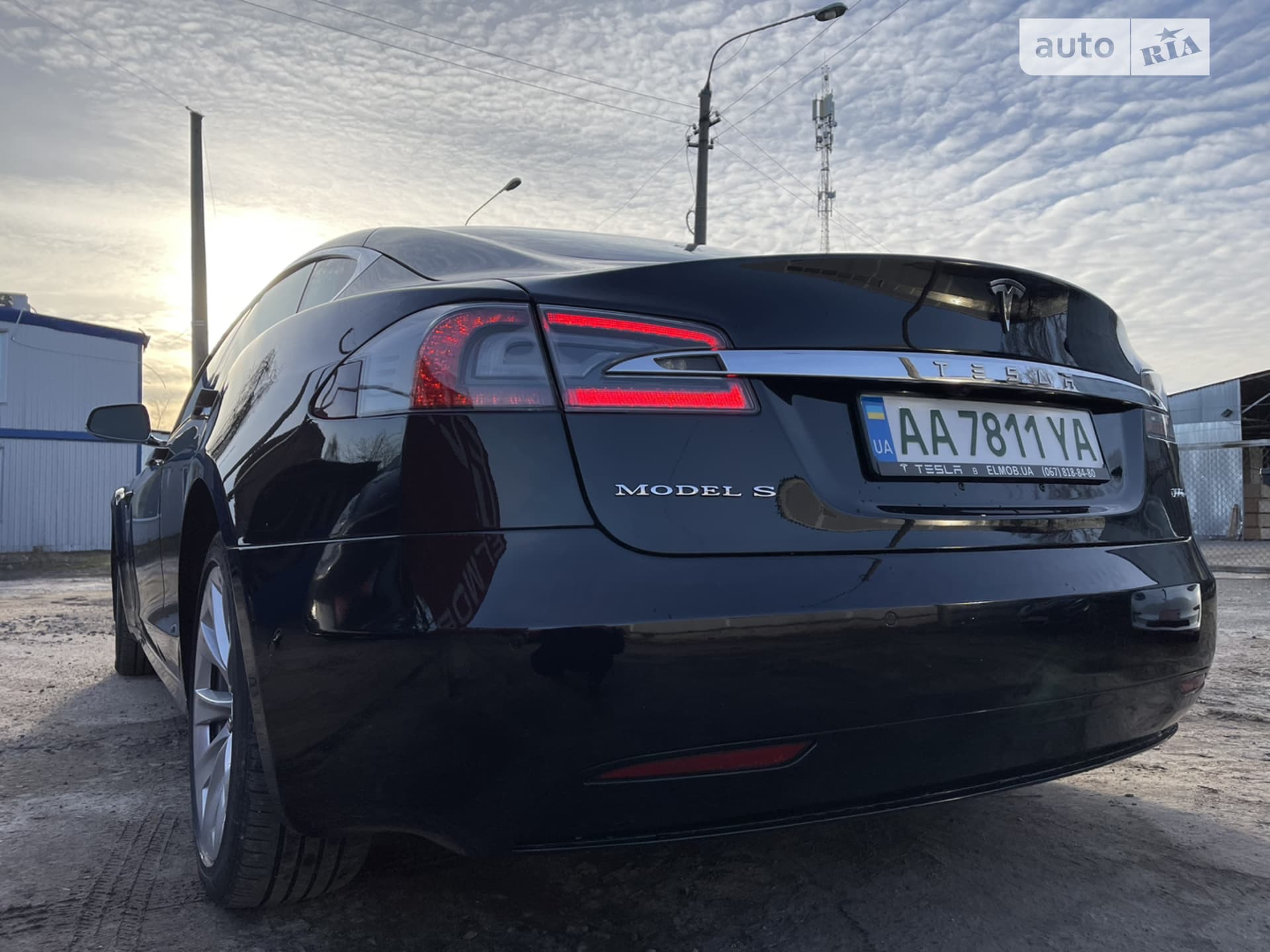 Tesla Model S 2017