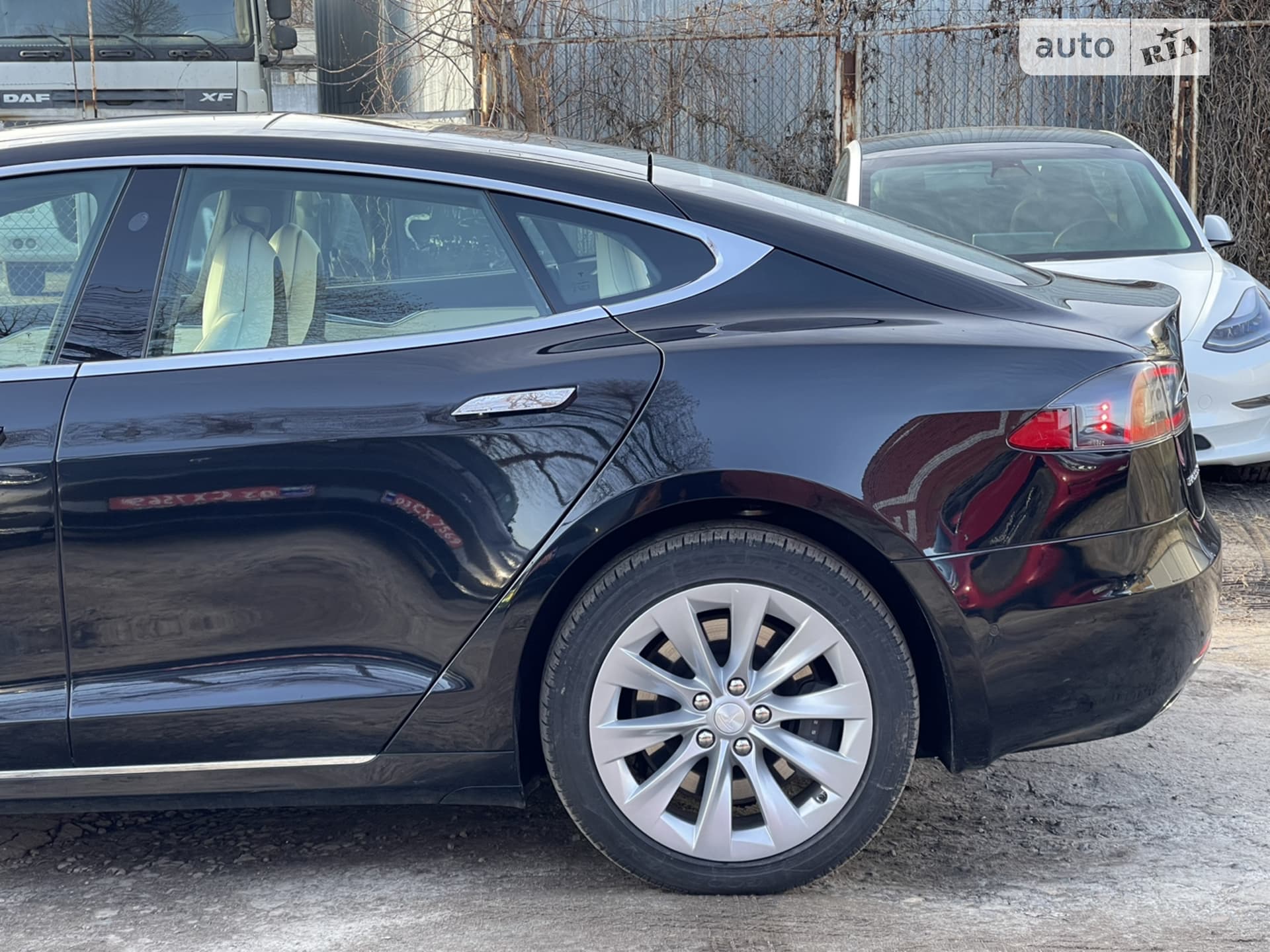 Tesla Model S 2017