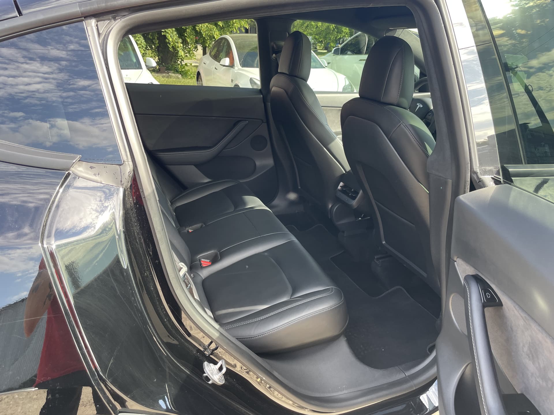 Tesla Model Y 2021