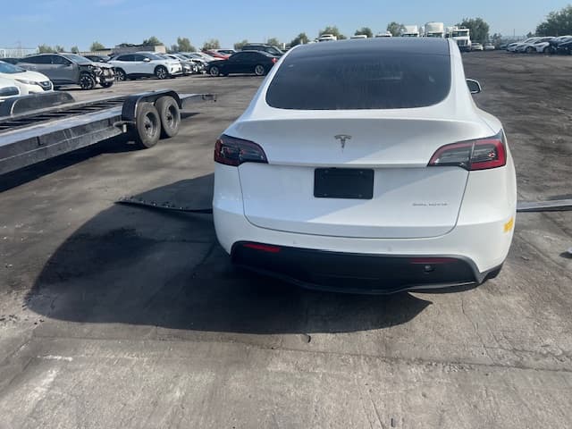 Tesla Model Y 2022