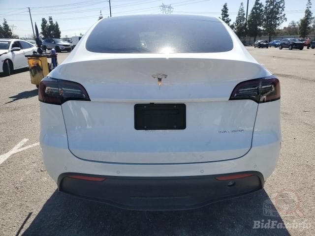 Tesla Model Y 2022