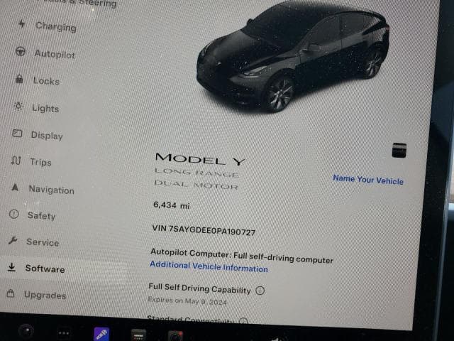 Tesla Model Y 2023