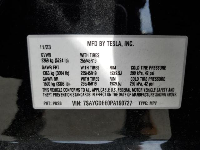 Tesla Model Y 2023