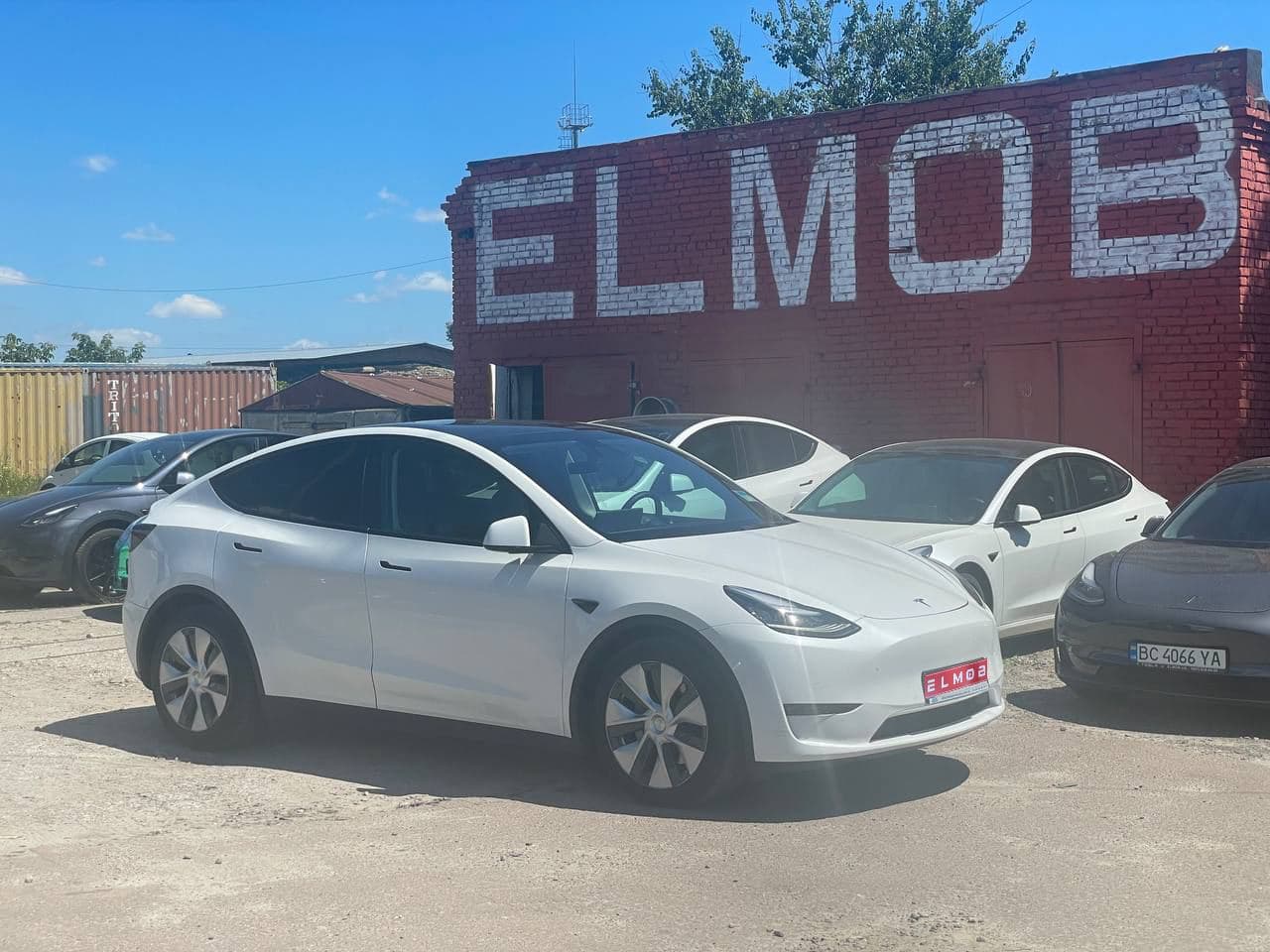 Tesla Model Y 2021