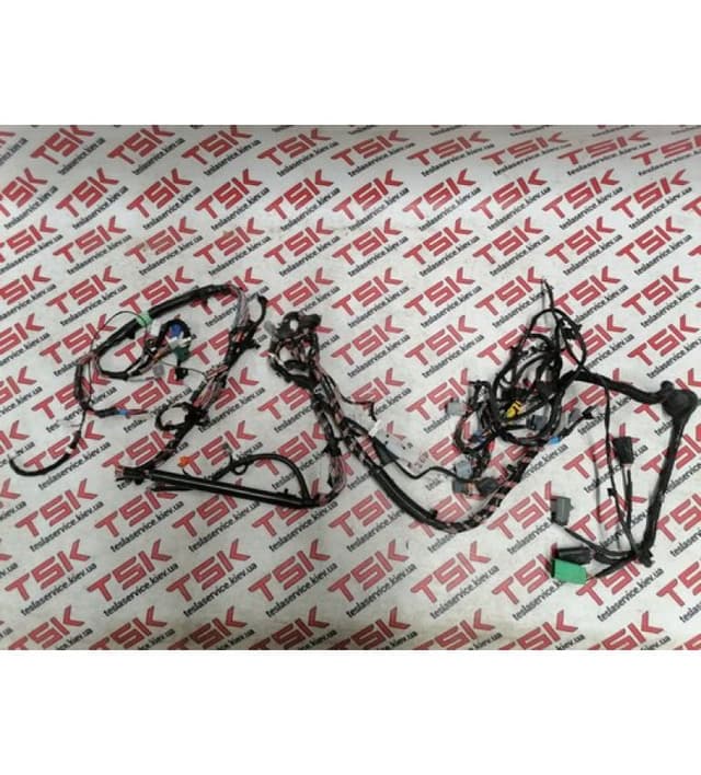 Электропроводка салона, Tesla Model S (OEM 1004417-01-T)