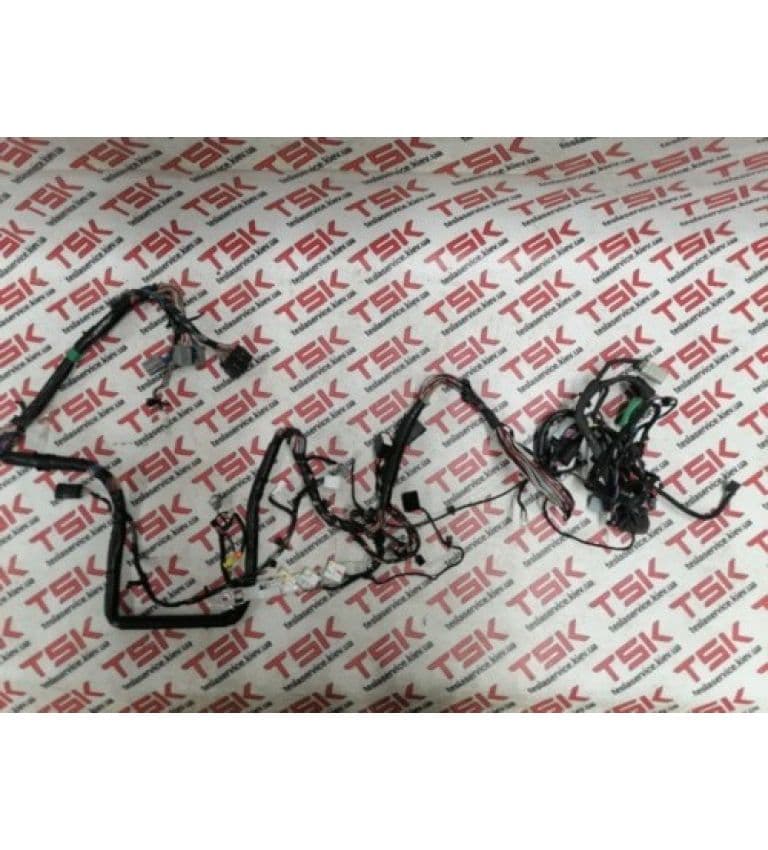 Электропроводка левого порога салона, Tesla Model S (OEM 1004417-96-N)