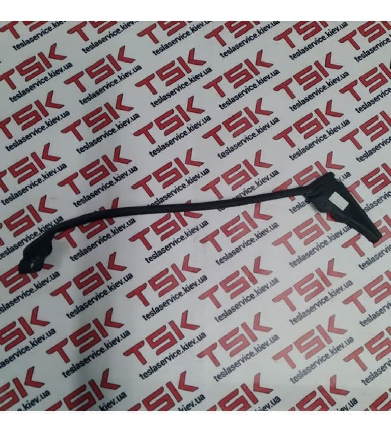 Уплотнитель двери передней правой, передний {MS_MSR2}, Tesla Model S (OEM 1005421-00-D)