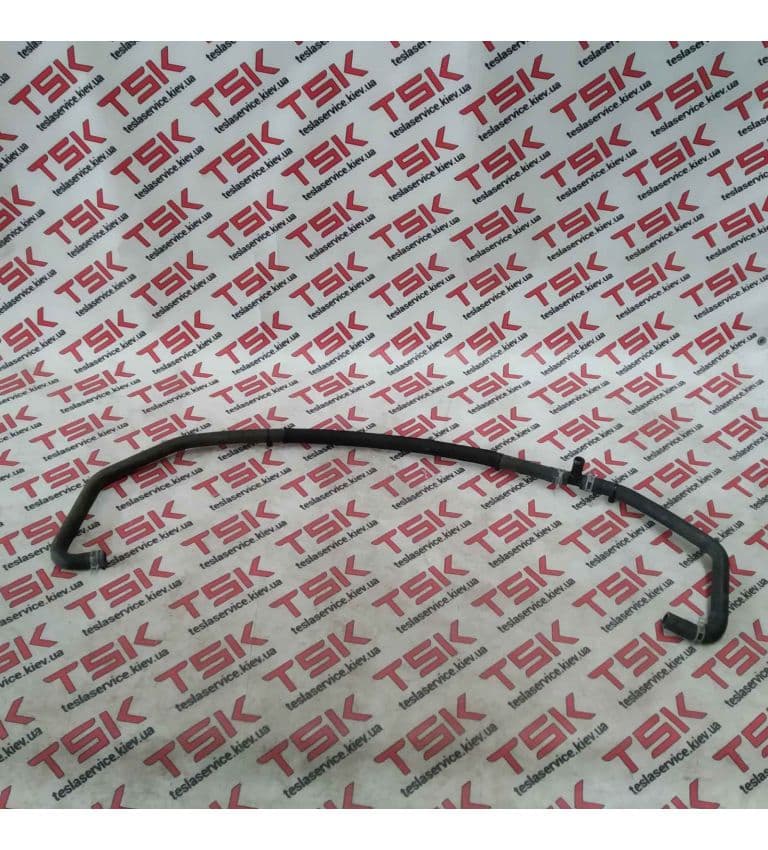 Трубка охлаждения длинная, Tesla Model S (OEM 1006252-00-F)