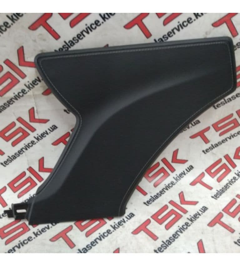 Отделка центральной консоли левая, задняя MS BLK {MS_MSR}, Tesla Model S (OEM 1008224-02-G)