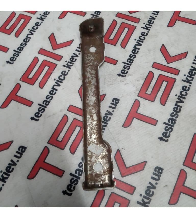 Кронштейн каркаса торпедо метал. {MS_MSR}, Tesla Model S (OEM 1010342-00-C)