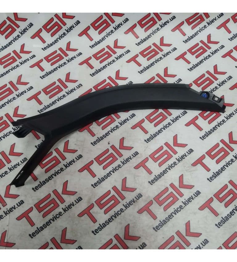 Накладка багажного проёма внутренняя левая {MS_MSR}, Tesla Model S (OEM 1010830-00-B)