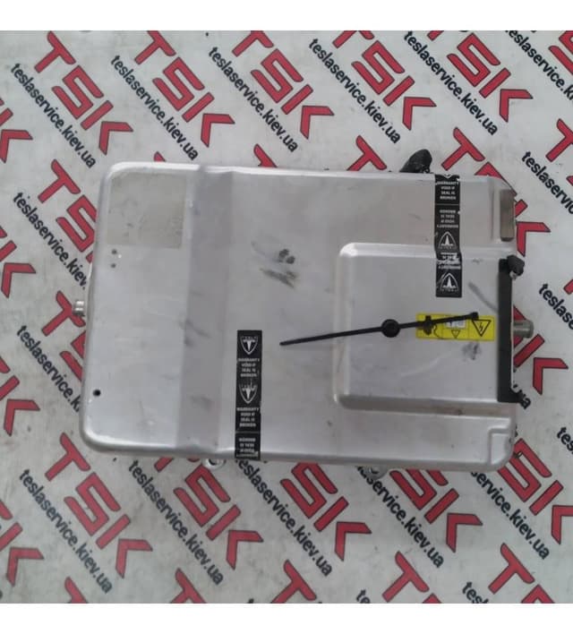 Чарджер Блок для батареи Slave 2-е поколение (< 2016), Tesla Model S (OEM 1014963-00-L)