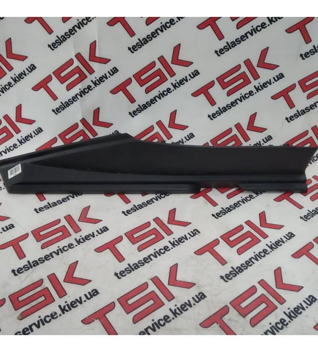Облицовка багажного отделения, левая (под полку) {MS_MSR}, Tesla Model S (OEM 1016334-00-E)