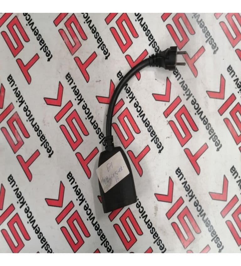 Адаптер 13A IP44 SCHUKO, Tesla Model S (OEM 1024005-02-B)
