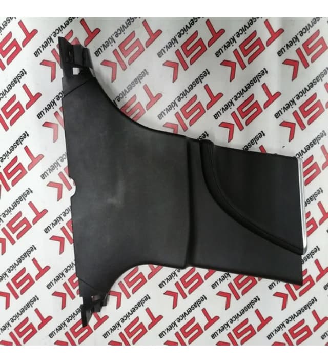 Облицовка стойки B нижняя, правая LTHR BLK {MS_MSR}, Tesla Model S (OEM 1024686-02-C)