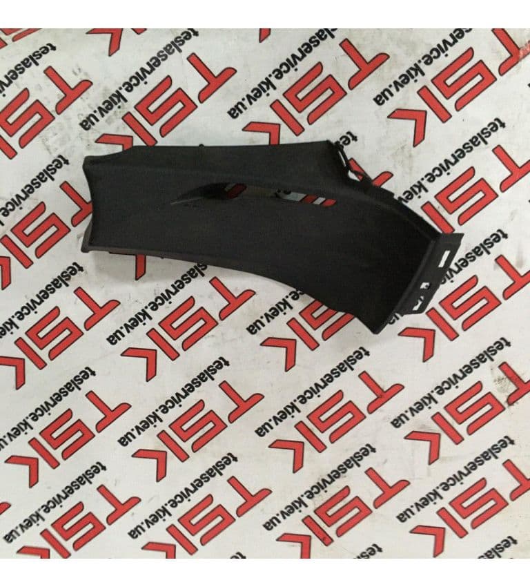 Накладка ремня безопасности стойки-С правой {MS_MSR}, Tesla Model S (OEM 1024732-00-B)