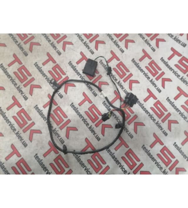 Электропроводка для Чарджер под задним сиденьем, Tesla Model S (OEM 1024956-00-C)