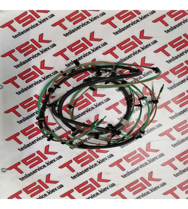 Пневмопровод пневмоподвески передней, Tesla Model X (OEM 1027937-00-E)