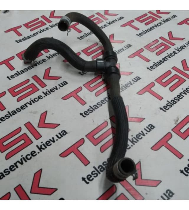 Шланг системы кондиционирования, Tesla Model X (OEM 1032157-00-H)