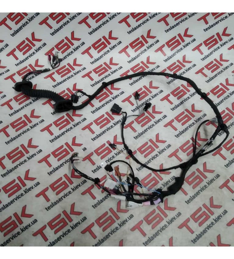Електропроводка дверей передньої лівої MX, Tesla Model X (OEM 1032432-80-F)