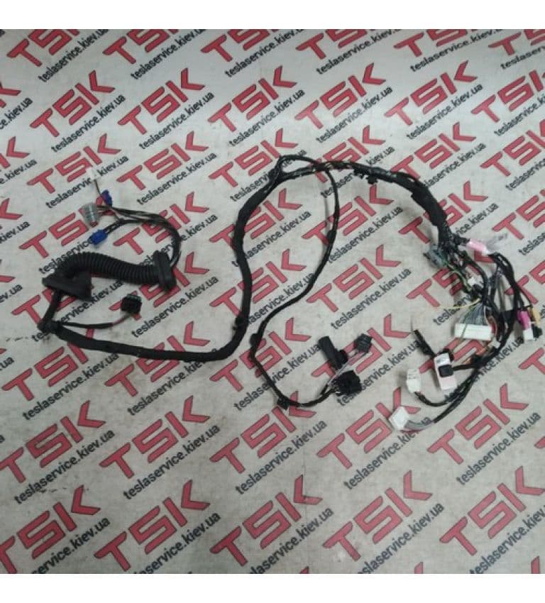 Электропроводка двери передней правой MX, Tesla Model X (OEM 1032440-80-F)