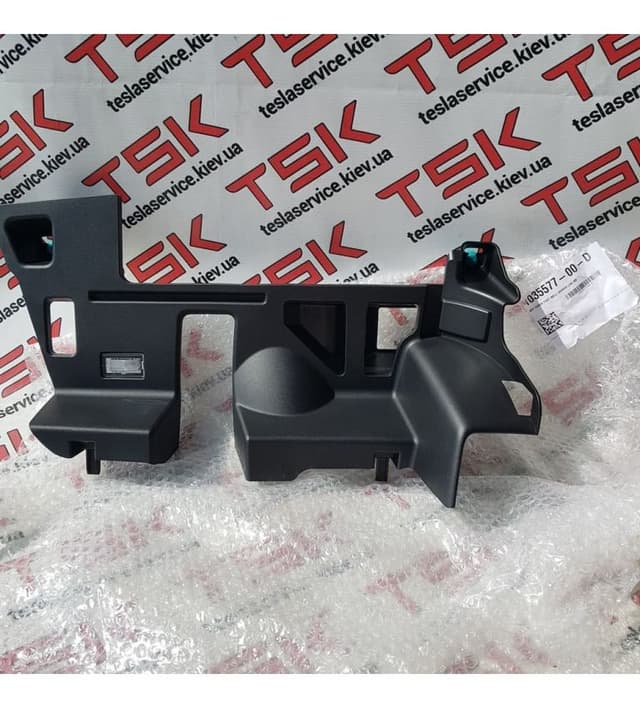 Накладка ниши для ног водителя, Tesla Model X (OEM 1035577-00-D)