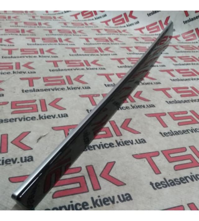 Декор двери задней левой (BURL BLACK), Tesla Model X (OEM 1035826-10-A)