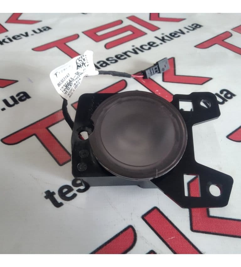 Лампа подсветки двери задней левой, Tesla Model X (OEM 1036643-00-C)