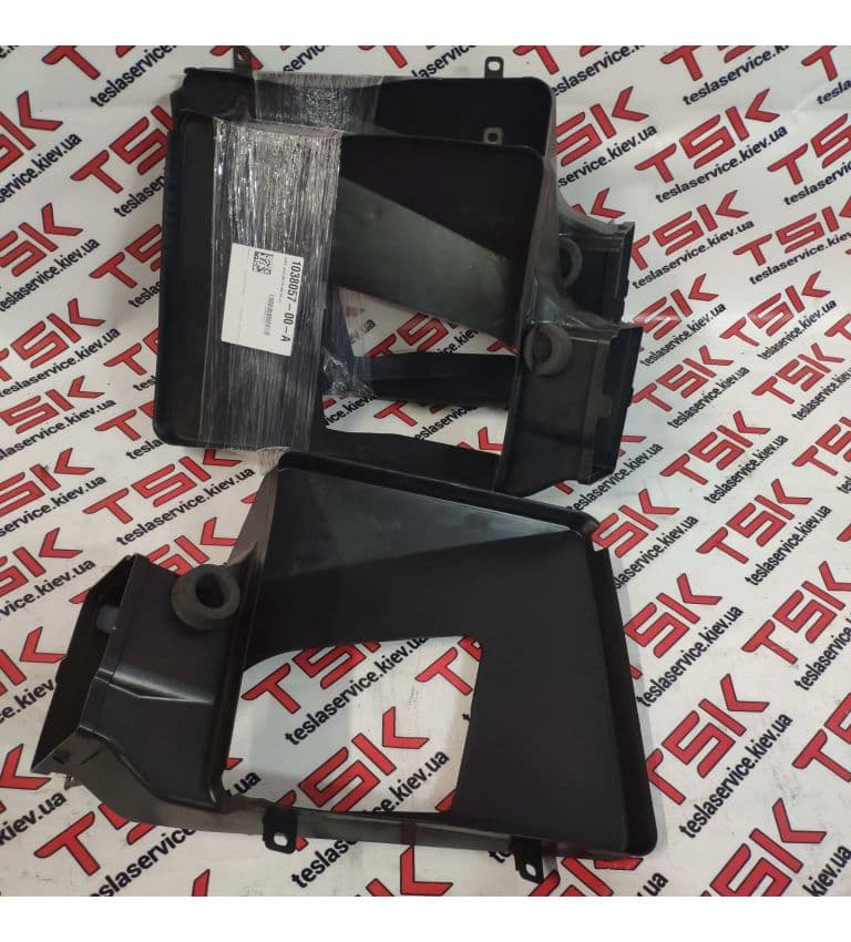 Диффузор радиатора кондиционера левый, Tesla Model S (OEM 1038057-00-A)