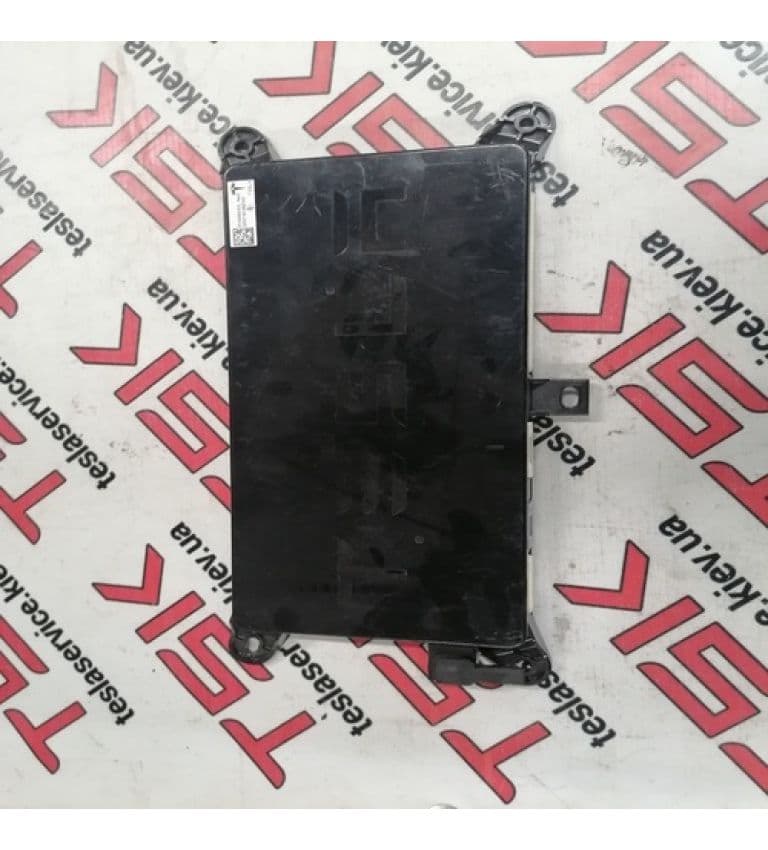 Боди контроллер, задний, Tesla Model X (OEM 1043900-00-E)