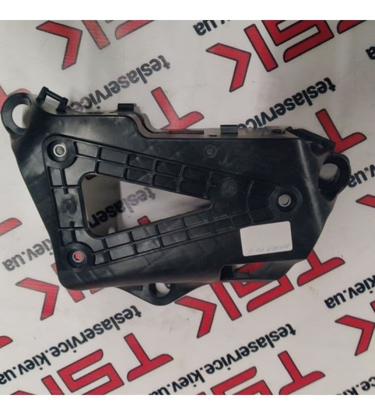 Кронштейн компресора пневмопідвіски {MX_MS 21}, Tesla Model S (OEM 1044919-00-E)