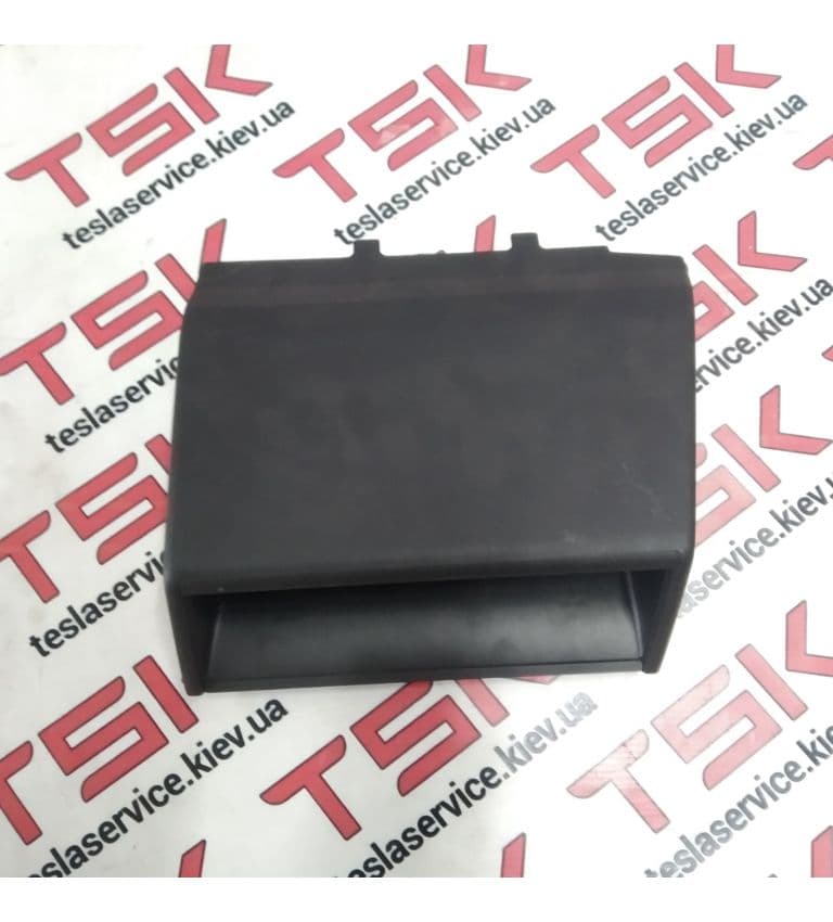 Ниша под монитором {MS_MSR}, Tesla Model X (OEM 1045057-00-C)