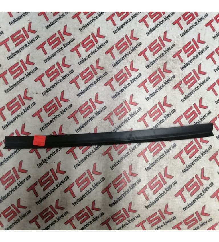 Уплотнитель люка, задний, Tesla Model S (OEM 1045953-00-A)