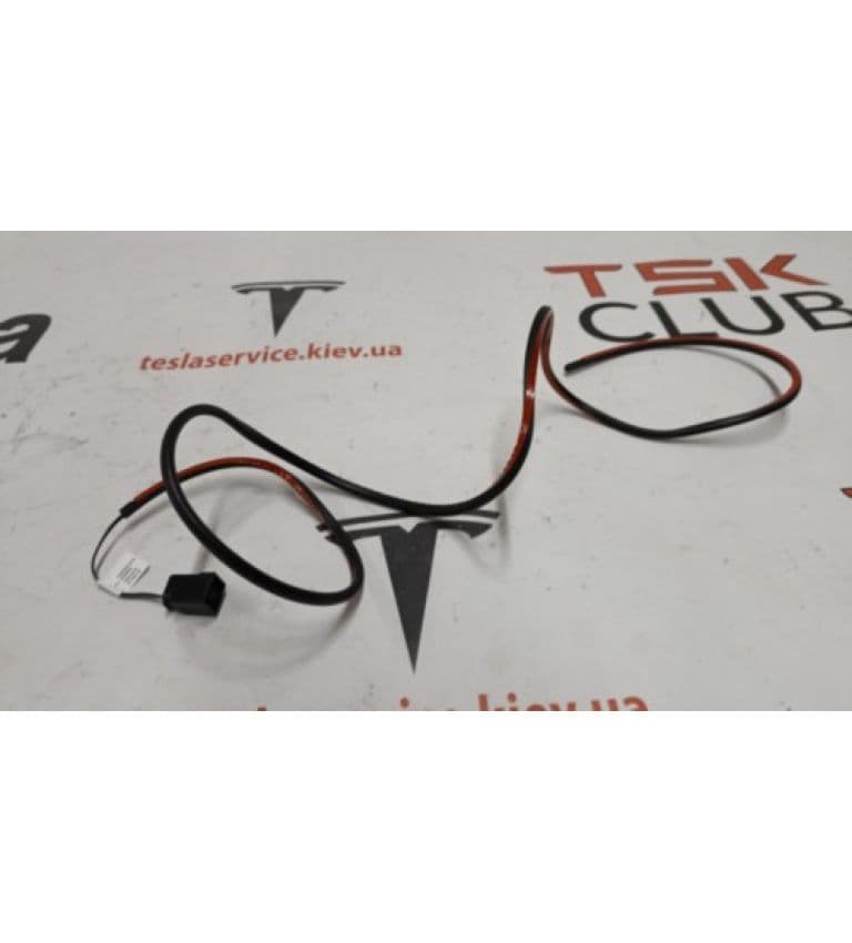 Датчик прижатия FWD EDGE, Tesla Model X (OEM 1046256-00-B)