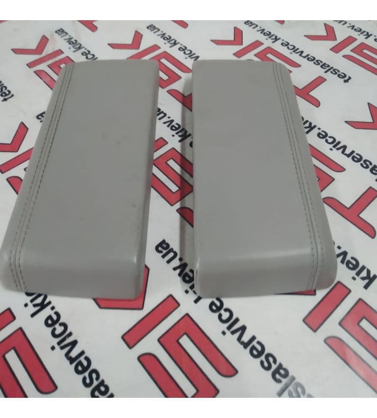 Накладка декоротивная подлокотника консоли (GREY), Tesla Model S (OEM 1046444-15-D)