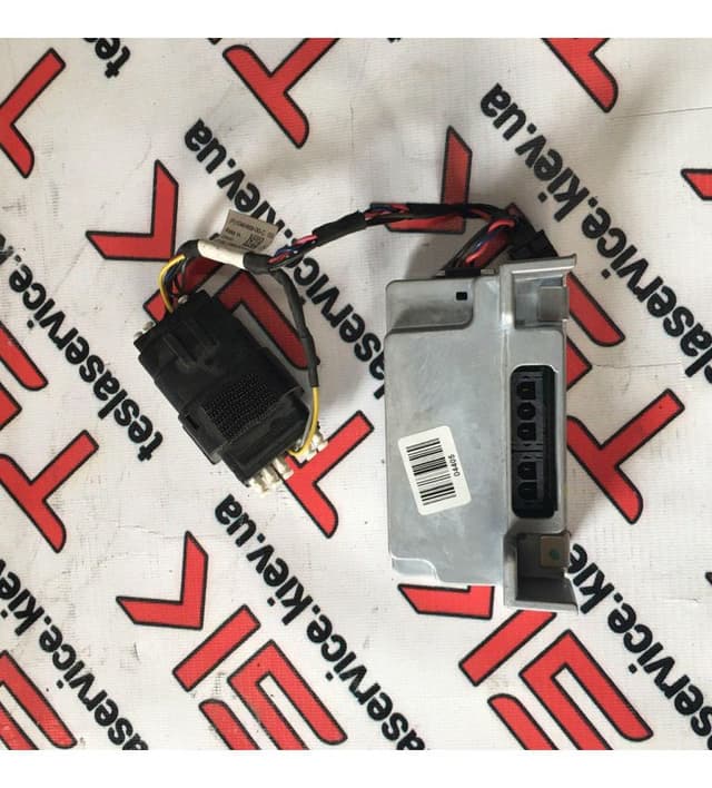 HIGH VOLTAGE JUNCTION BOX ADAPTER HARNESS, Tesla Model S (OEM 1046469-00-C)