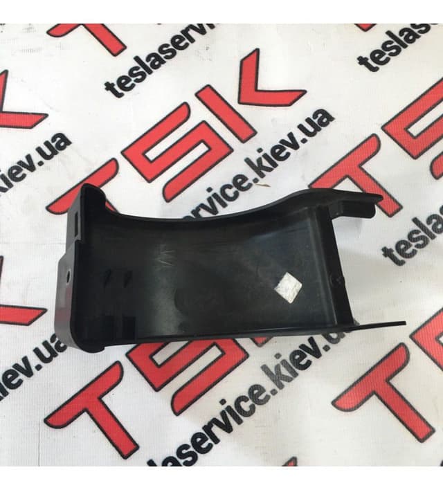 Крышка облицовки амортизатора правой задней двери, Tesla Model X (OEM 1047075-00-G)