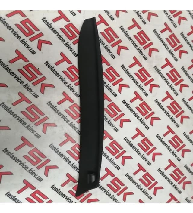 Облицовка козырка солнцезащитный правая (PROV BLACK) (EUR), Tesla Model X (OEM 1050294-02-H)