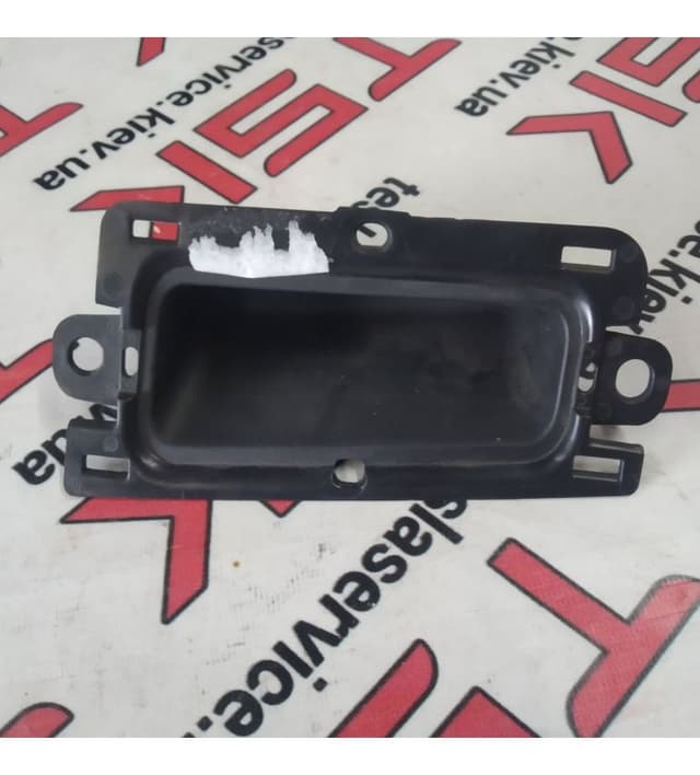 Ручка крышки багажника внутренняя, Tesla Model X (OEM 1050409-00-D)