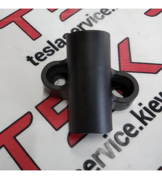 Корпус упора крышки багажника, левый, Tesla Model X (OEM 1051428-00-C)