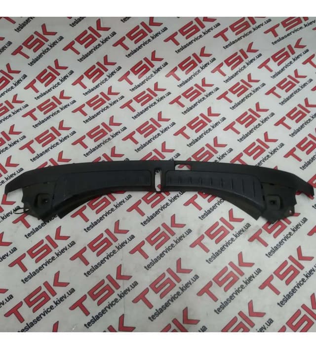 Пластик бокса подкапотного передний, структурный 4WD, Tesla Model S (OEM 1051620-00-A)