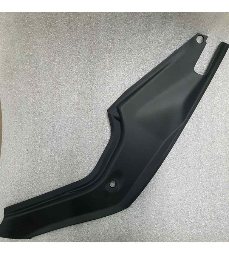 Пластик подкапотный бокса левый (4WD), Tesla Model S (OEM 1052645-00-A)