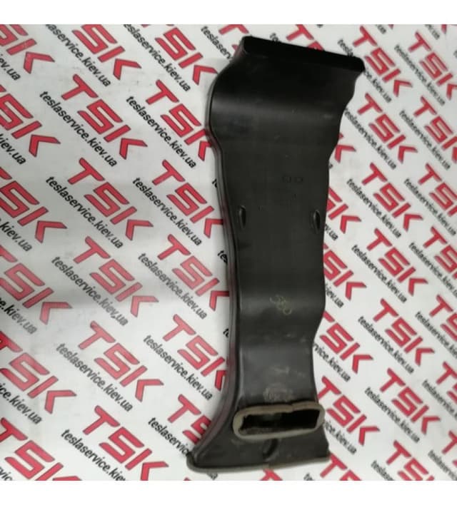 Воздуховод стойки В, Tesla Model X (OEM 1053877-00-B)