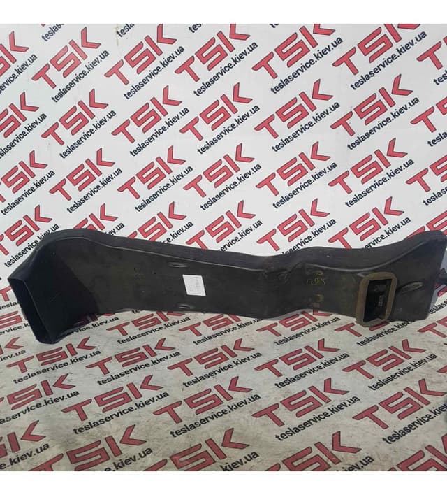 Воздуховод системы вентиляции, Tesla Model X (OEM 1053878-00-B)