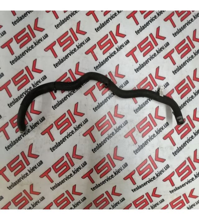 Шланг системы охлаждения, Tesla Model X (OEM 1054635-00-C)