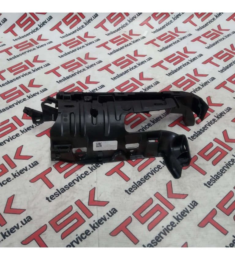 Панель проёма задней левой двери (ULTRASUEDE BLK), Tesla Model X (OEM 1055050-06-J)
