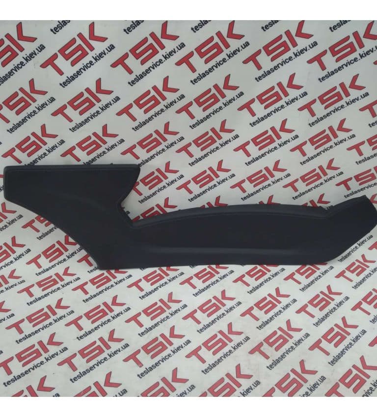 Облицовка консоли правая, PVC B, BLK/GREY {MS_MSR}, Tesla Model X (OEM 1055164-02-C)