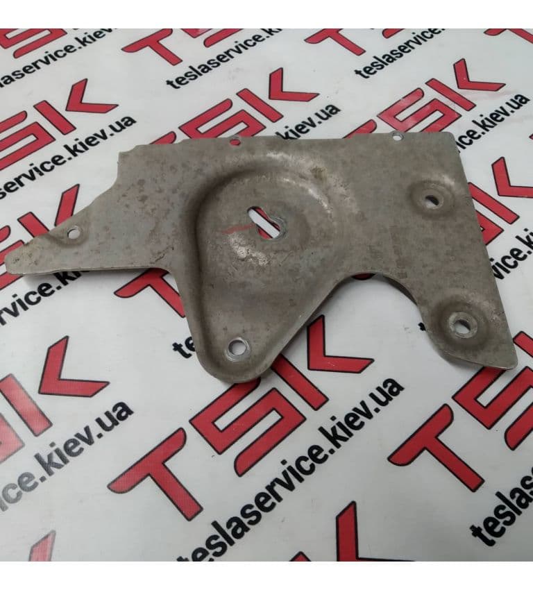 Пластина зашитная подрамника заднего левая {MS_MSR}, Tesla Model S (OEM 1055766-00-B)